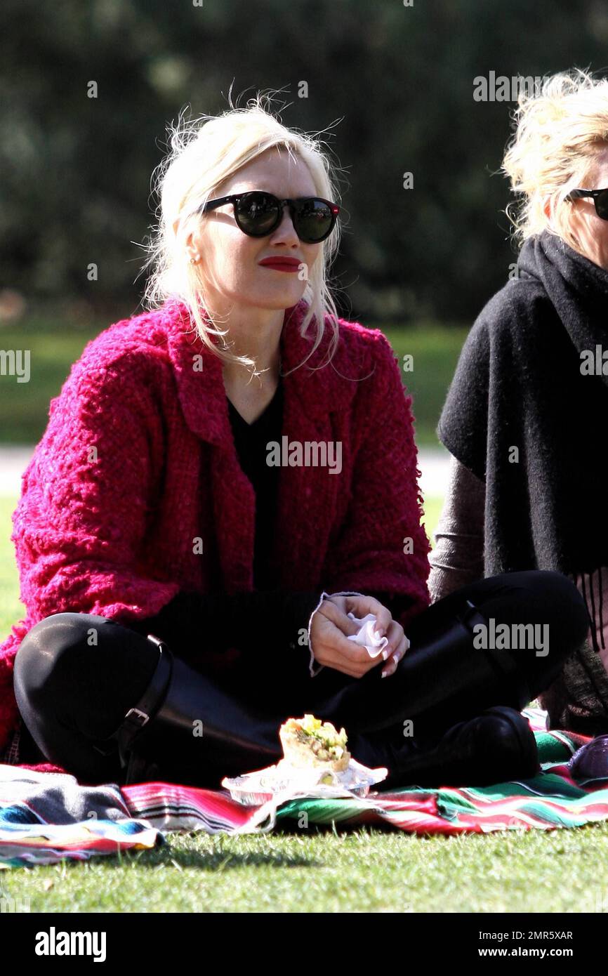 Le chanteur américain et designer de mode Gwen Stefani a été vu passer du  temps au parc avec ses fils Zuma, 3 ans, et Kingston, 5 ans. La chanteuse «  sans doute »