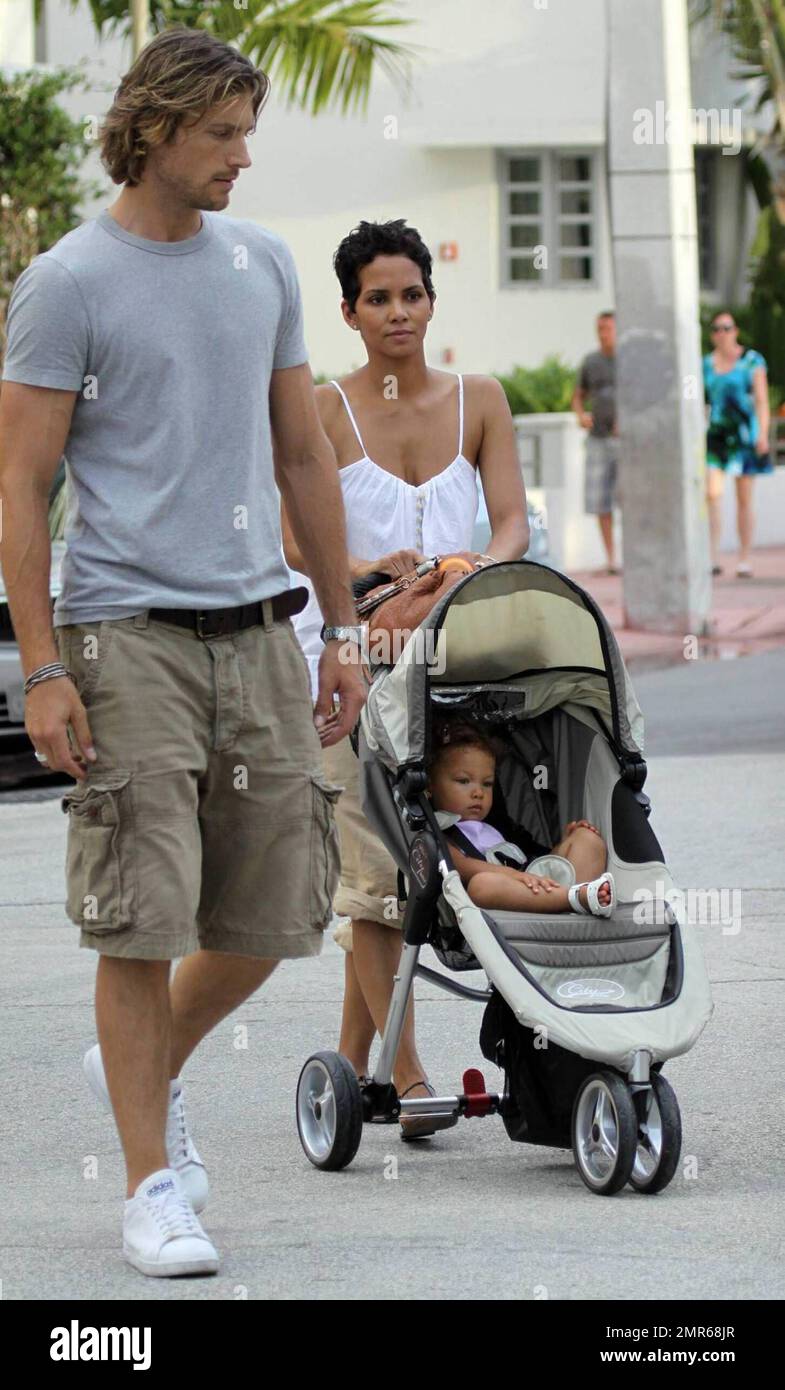 Halle Berry, Gabriel Aubry et sa fille Nahla ont passé une soirée à