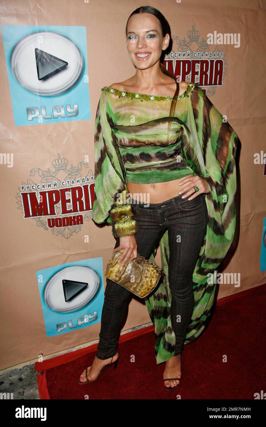 Natasha Alam assiste à l'aide trouver Madeleine tapis rouge avantage à Play Nightclub à Hollywood en soutenant l'effort pour trouver la fille britannique manquante de 3 ans enlevé plus tôt cette année. Los Angeles, Californie, 6/28/07. Banque D'Images