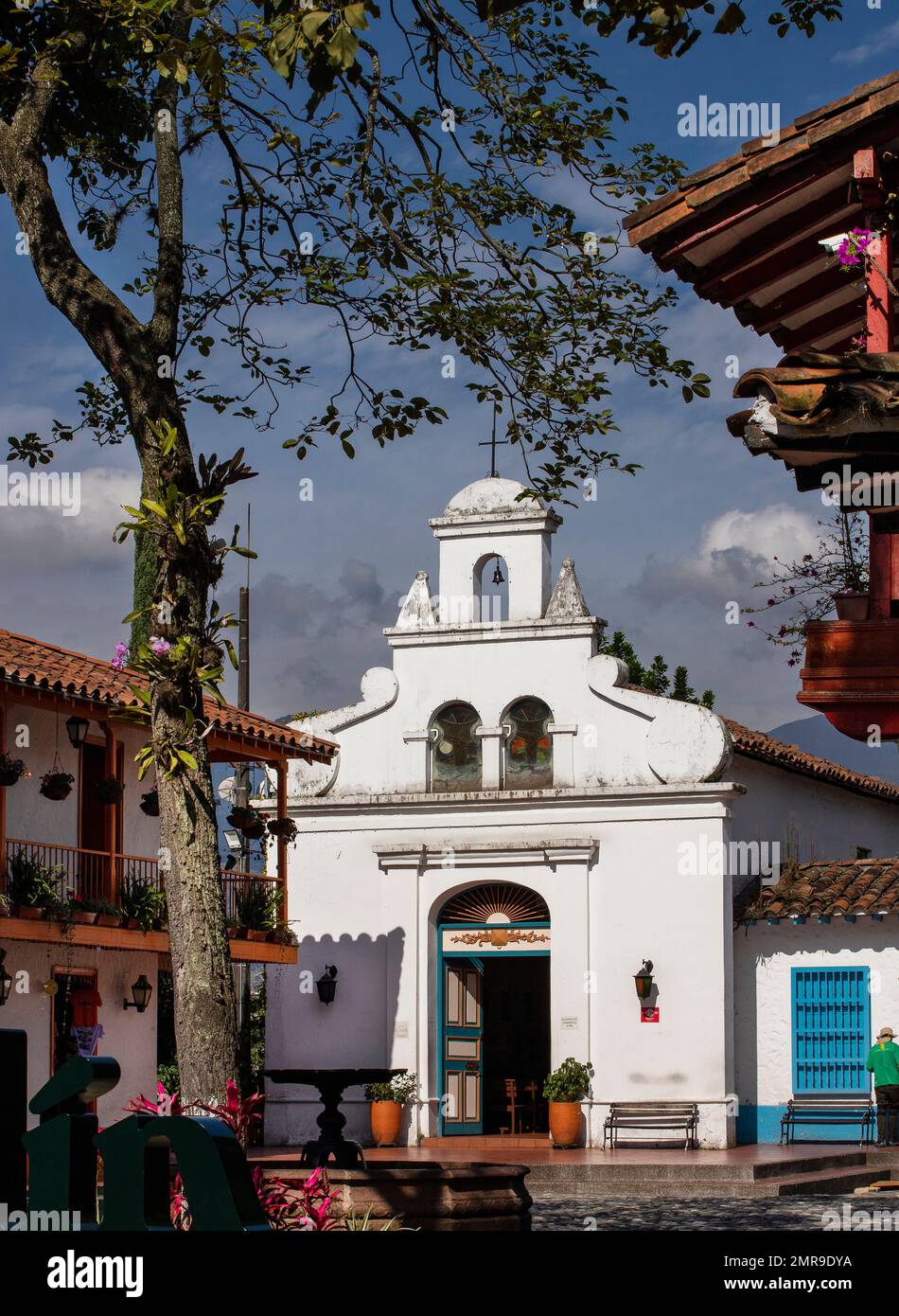 Medellin, Antioquia. Colombie - 26 janvier 2023. Pueblito Paisa est l'un des sites touristiques les plus visités de la ville, situé sur la colline de Nutibara Banque D'Images