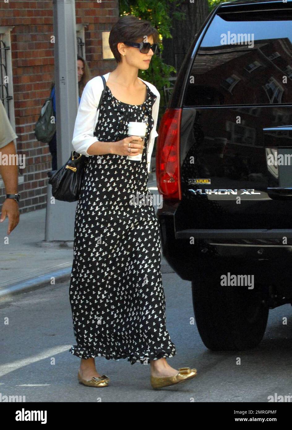 Katie Holmes assiste à une répétition de son apparition dans « tous mes fils » d'Arthur Miller au Gerald Schoenfeld Theatre de New York, NY. 8/8/08. Banque D'Images