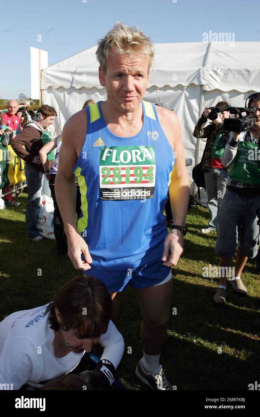 Gordon Ramsay apparaît avant de courir dans le Marathon de Londres Flora 2009. Londres, Royaume-Uni. 4/26/09. . Banque D'Images