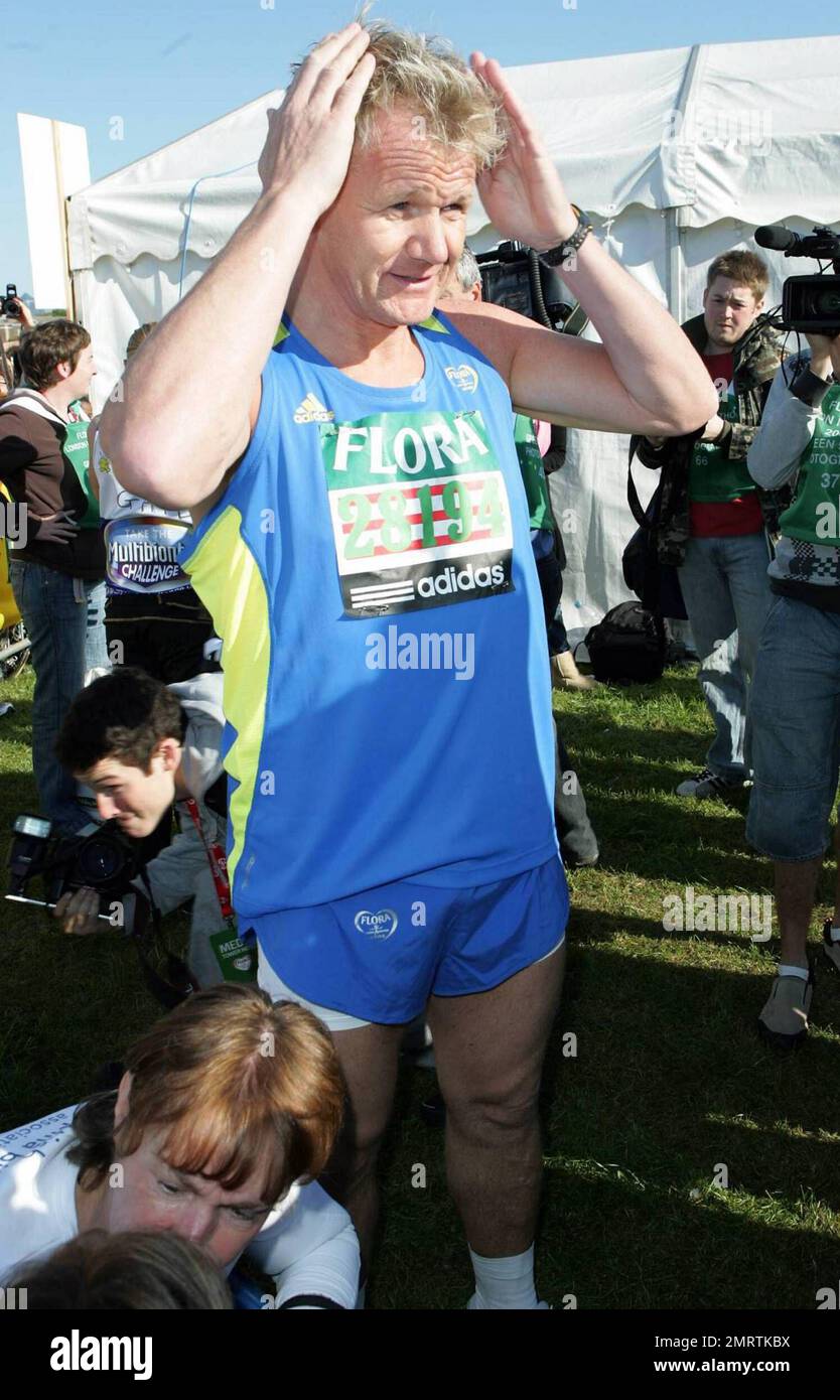 Gordon Ramsay apparaît avant de courir dans le Marathon de Londres Flora 2009. Londres, Royaume-Uni. 4/26/09. . Banque D'Images