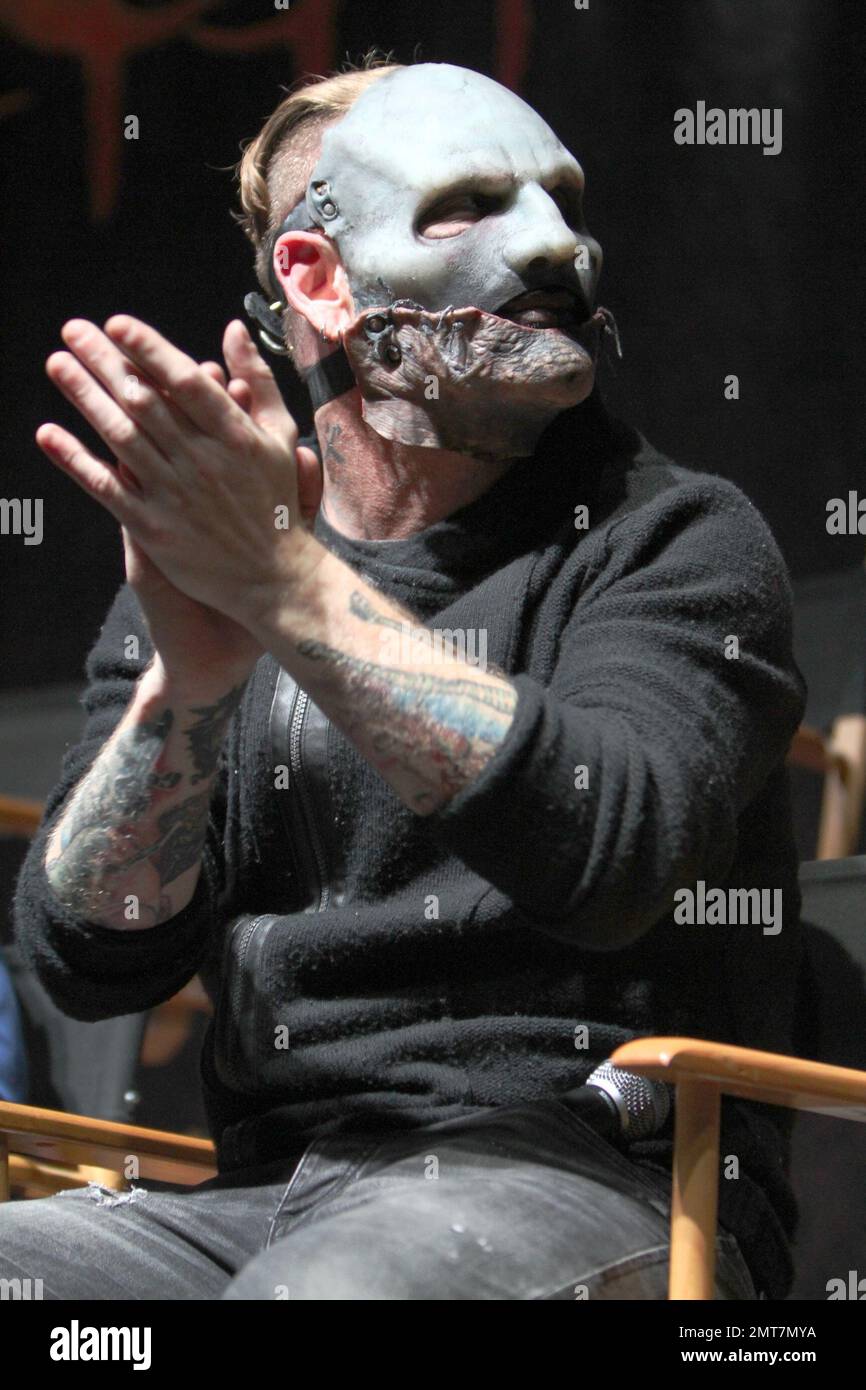 Corey Taylor à l'Ozzfest rencontre Knotfest Press Conference. Cette fusion  de deux des marques les plus connues et les plus établies dans le  rock--OZZFEST, célébrant son anniversaire de 20th, et KNOTFEST, qui