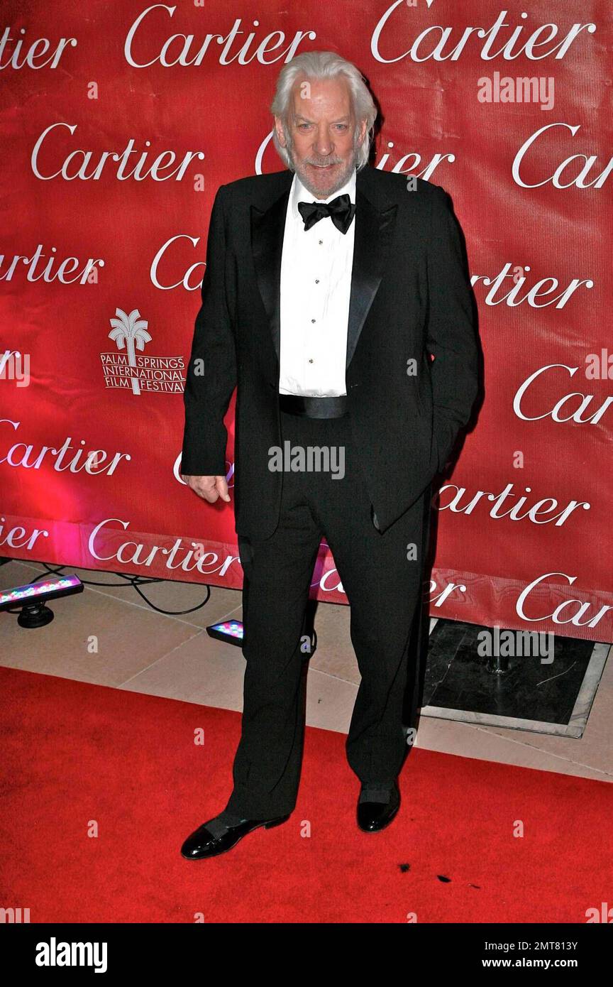 Donald Sutherland arrive au gala des Black Tie Awards du Festival international du film de Palm Springs, en Californie. 1/6/09. Banque D'Images