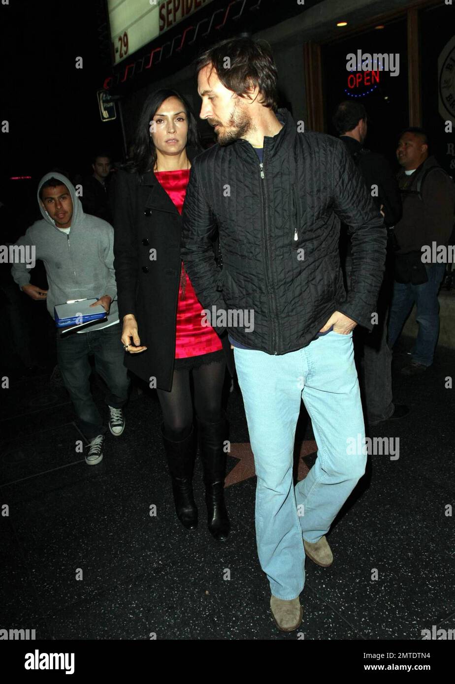 Famke Janssen au concert Radiohead en faveur d'Haïti au Théâtre Henry Fonda de Los Angeles, CA. 1/24/10. Banque D'Images