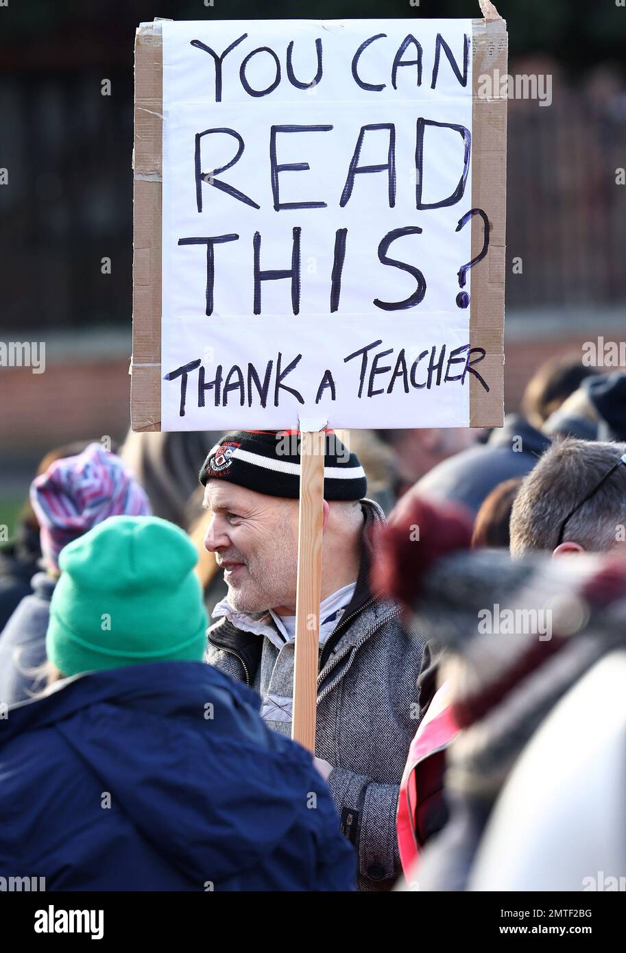 Leicester, Leicestershire, Royaume-Uni. 1st février 2023. Des enseignants en grève du Syndicat national de l'éducation (NEU) assistent à un rassemblement lors d'un différend sur la rémunération. Credit Darren Staples/Alay Live News. Banque D'Images