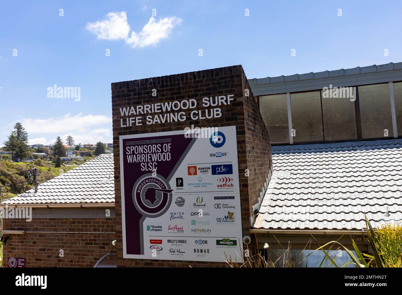 Warriewood Beach Sydney, surf Life Saving club building, sponsors du surf club, Sydney, NSW, Australai Banque D'Images