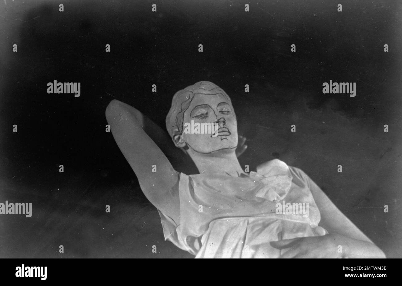 Le sang d'un poète année: 1930 - France Directeur: Jean Cocteau Elizabeth Lee Miller Banque D'Images
