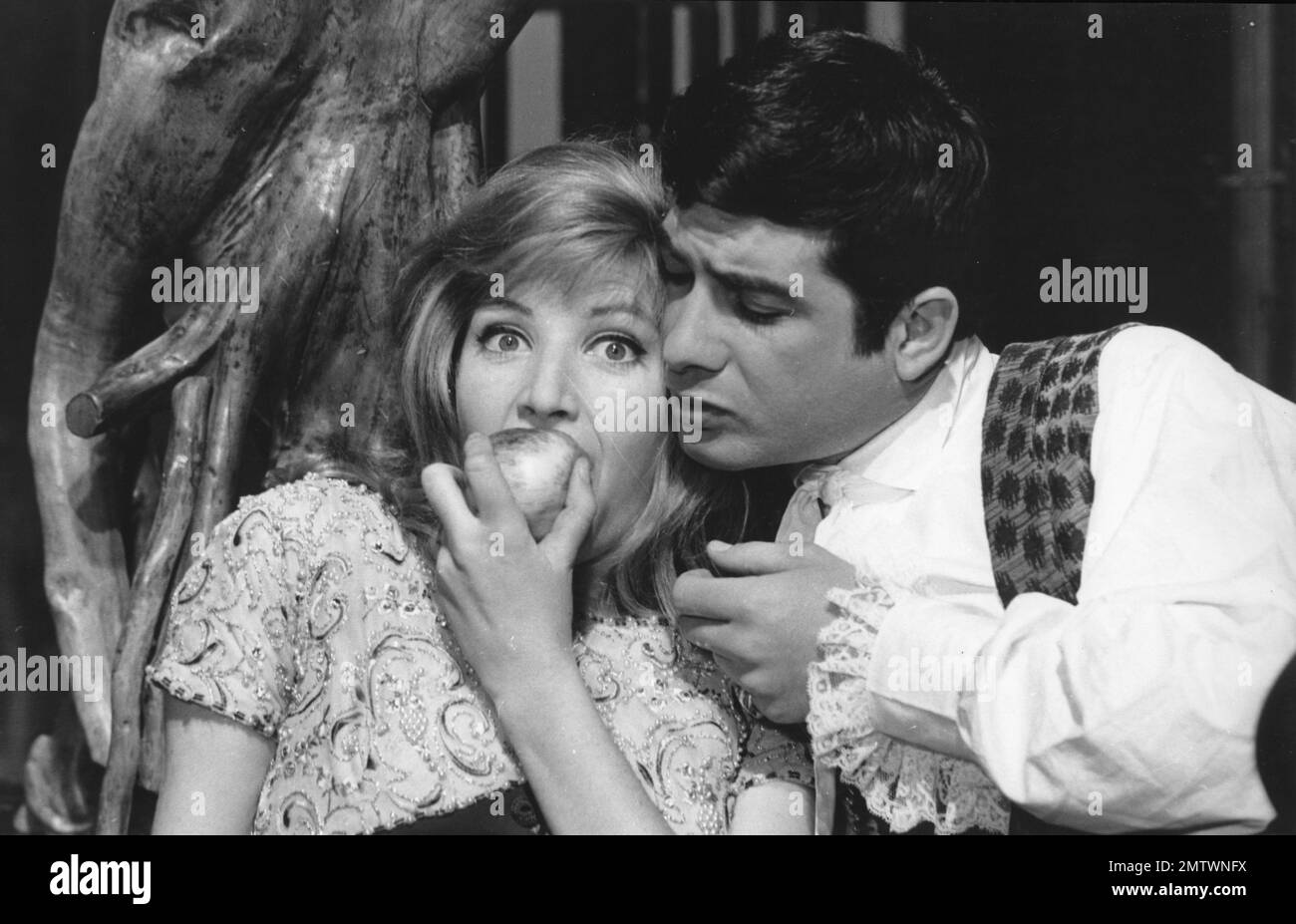 Château en Suède Nutty, Naughty Château année 1963 France / Italie