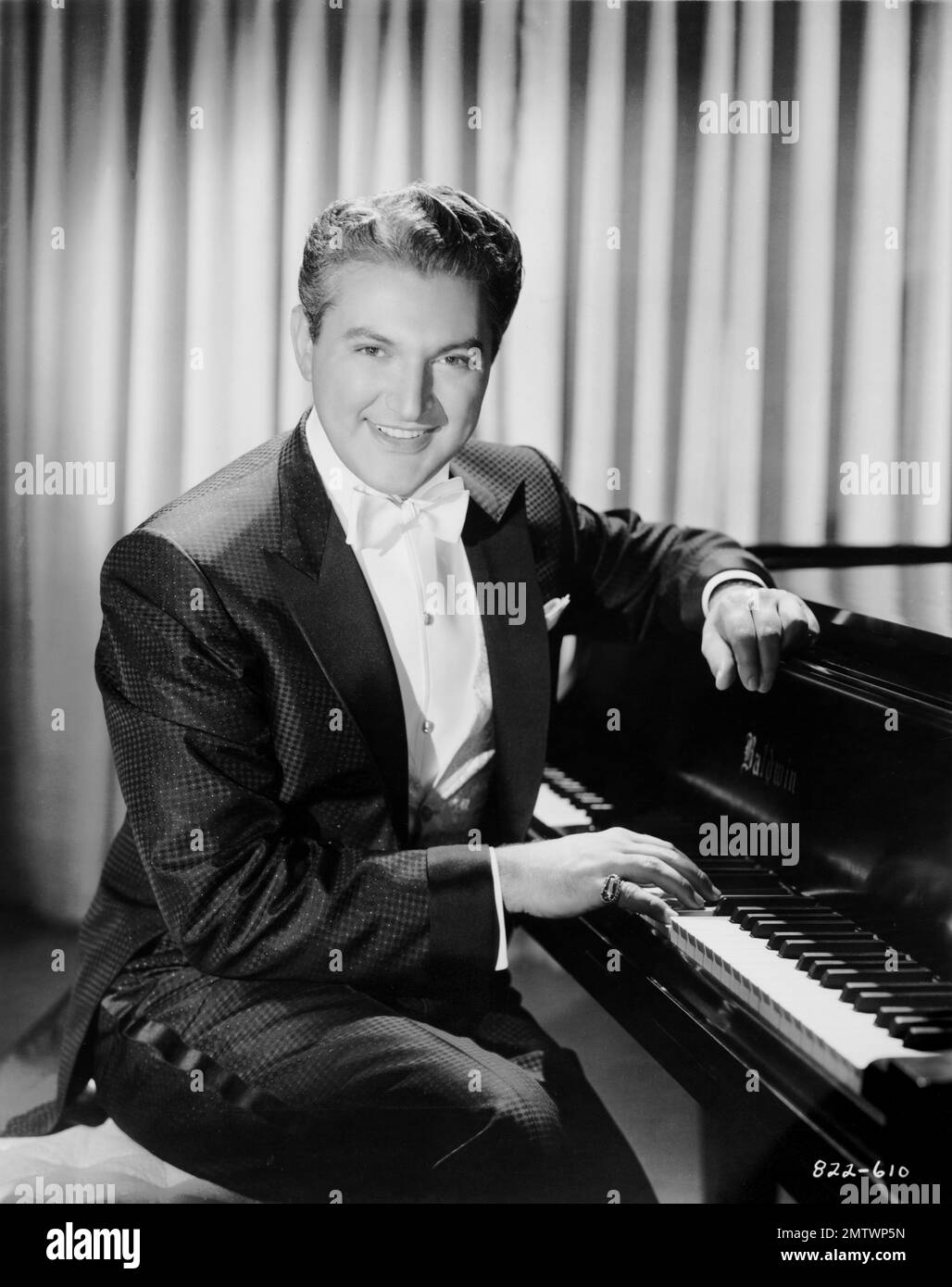 Robert Alda (comme George Gershwin) Rhapsody dans Blue Warner Bros Directeur : Irving Rapper USA, 1945 Banque D'Images