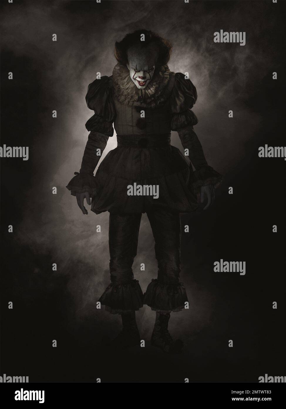 IT Year : 2017 USA Directeur : Andy Muschietti Bill Skarsgard Poster (Key Art) Banque D'Images