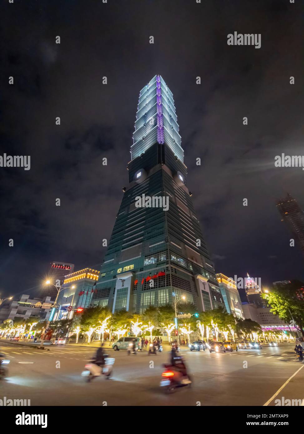 Taipei, 1 2023 JANVIER - à la recherche de Taipei 101 la nuit Banque D'Images