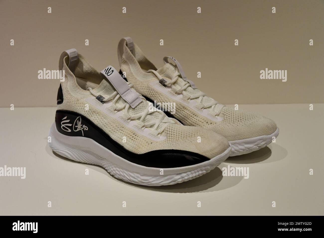 35 top 000 sneakers
