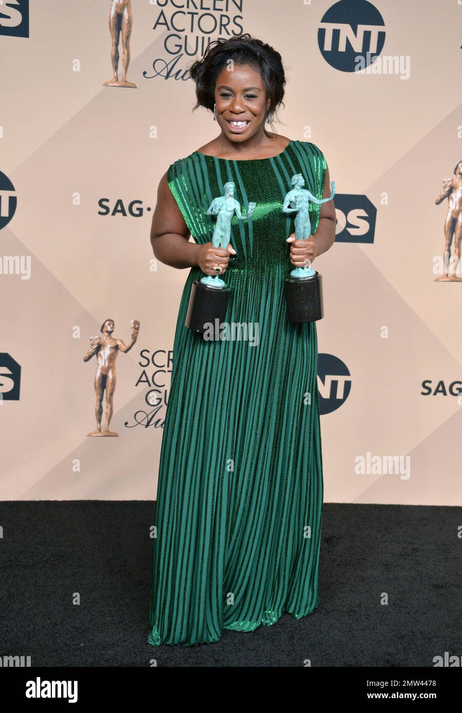 Uzo Aduba au prix annuel de la Guilde des acteurs de l'écran 22nd à l'Auditorium du Sanctuaire. 30 janvier 2016 Los Angeles, Californie Banque D'Images