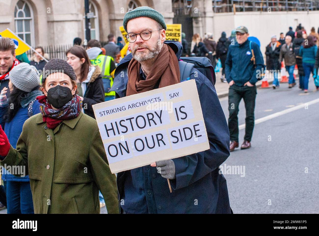 Londres, Royaume-Uni, 1 février 2023 grève des enseignants. Les manifestants défilent sur Whitehall pour protéger le droit de grève. Credit: JOHNNY ARMSTEAD/Alamy Live News Banque D'Images