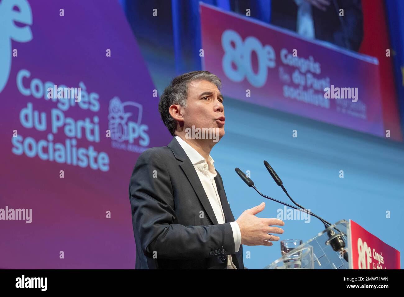 Marseille, France. 29th janvier 2023. Olivier Faure, Premier secrétaire réélu, prononce le discours de clôture du Congrès du Parti socialiste de 80th. Le Congrès 80th du Parti socialiste s'est tenu à Marseille, au Palais du Pharo du 27 au 29 janvier 2023, Dans le contexte de la contestation des résultats proclamés le 13 janvier du vote interne des militants qui ont renouvelé le mandat d'Olivier Faure en tant que Premier secrétaire. (Photo de Laurent Coust/SOPA Images/Sipa USA) crédit: SIPA USA/Alay Live News Banque D'Images
