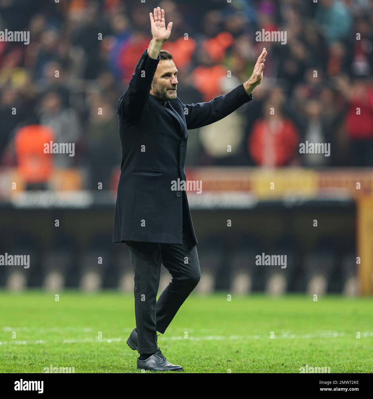 ISTANBUL, TURQUIE - FÉVRIER 1 : entraîneur-chef Okan Buruk de Galatasaray pendant le match turc Super LIG entre Galatasaray et Umraniyespar à NEF Stadyumu sur 1 février 2023 à Istanbul, Turquie (photo d'Orange Pictures) Banque D'Images