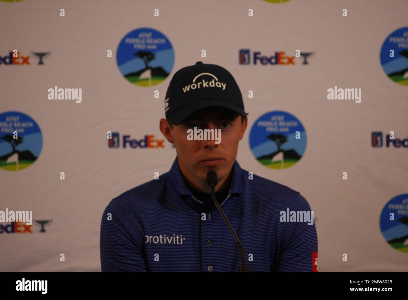 1st février 2023 le champion anglais de l'US Open - Matt Fitzpatrick s'adresse aux médias avant le début du tournoi DE golf AT&T Pro-Am PGA, à Pebble Beach Links à partir de demain. Crédit : Motofoto/Alay Live News Banque D'Images