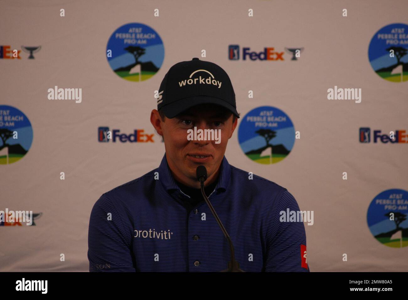 1st février 2023 le champion anglais de l'US Open - Matt Fitzpatrick s'adresse aux médias avant le début du tournoi DE golf AT&T Pro-Am PGA, à Pebble Beach Links à partir de demain. Crédit : Motofoto/Alay Live News Banque D'Images