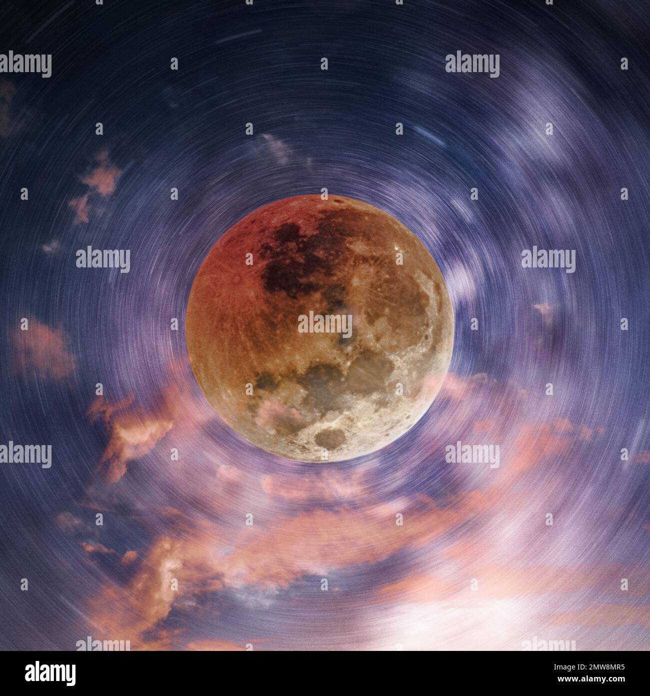 Composite spin de lune de sang Banque D'Images