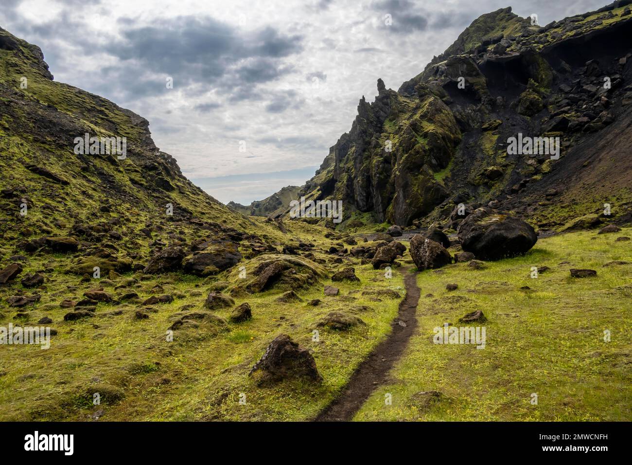 Sentier de randonnée à Pakgil, Islande Banque D'Images