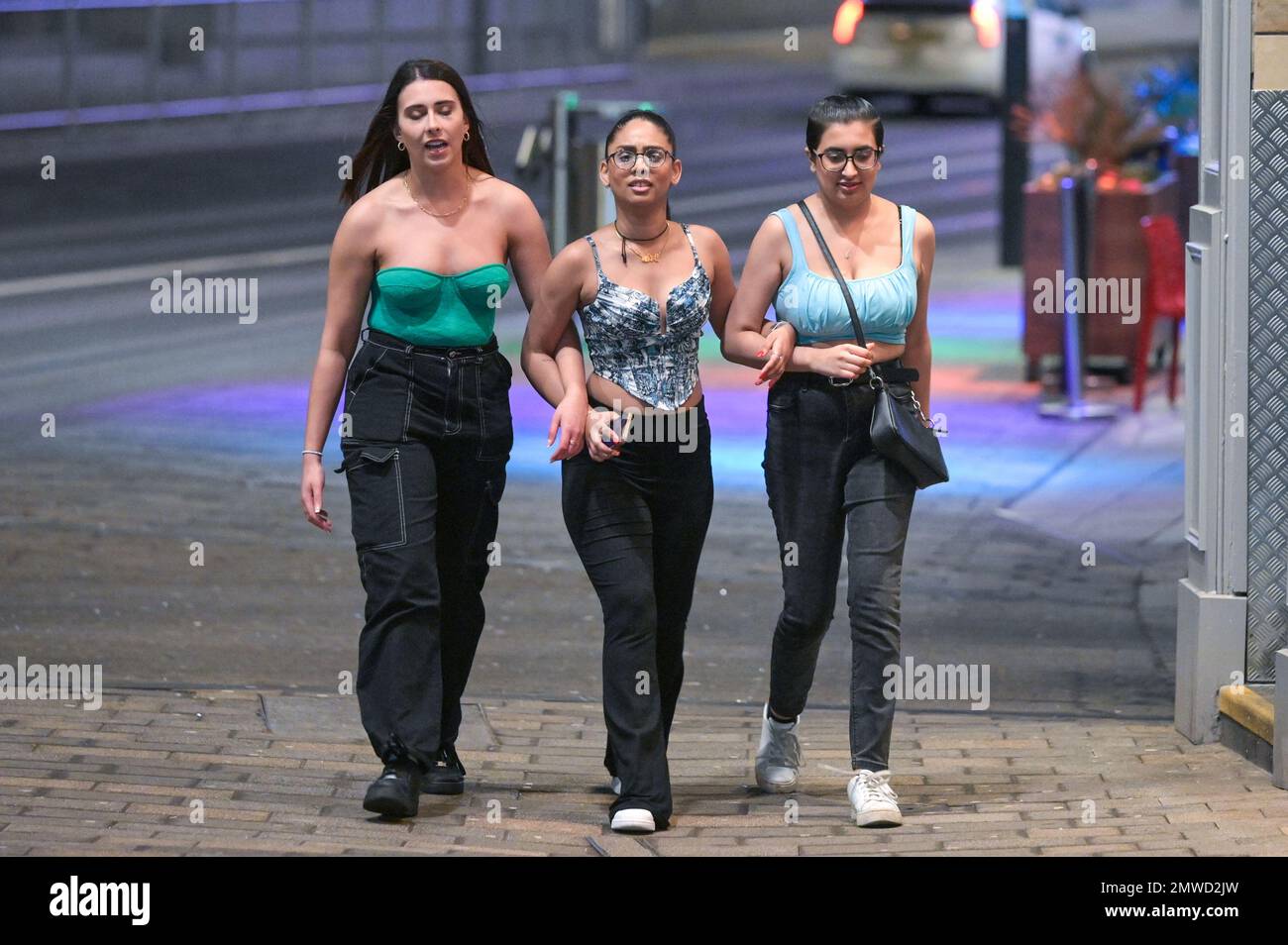 Birmingham, le 1st février 2023 - les fêtards ont déclaré que Au revoir se désinait en janvier et saluent Free-for-All en février car ils ont apprécié une soirée de fête le mercredi soir sur Broad Street à Birmingham. Crédit : Ben Formby/Alay Live News Banque D'Images