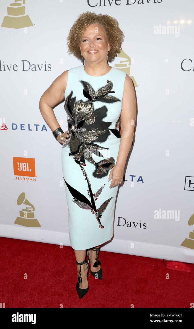 Debra Lee, CEO/Chairman of BET network, attends the Clive Davis and The Recording Academy Pre-Grammy Gala at The Beverly Hilton Hotel on Saturday, Feb. 11, 2017, in Beverly Hills, Calif. (Photo by Rich Fury/Invision/AP) Banque D'Images