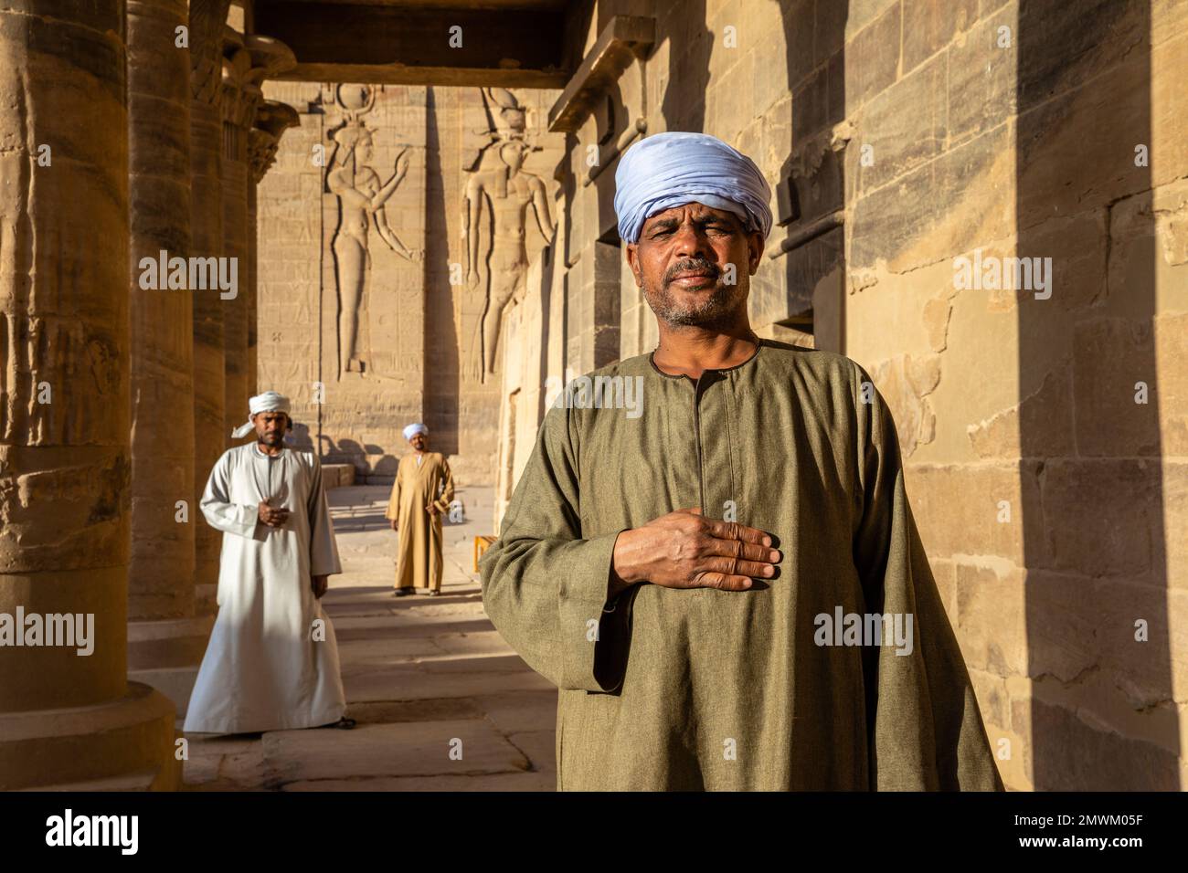 Portraits d'Egyptien nubien au coucher du soleil au Temple d'Isis à l'île de Philae, Assouan, Égypte Banque D'Images