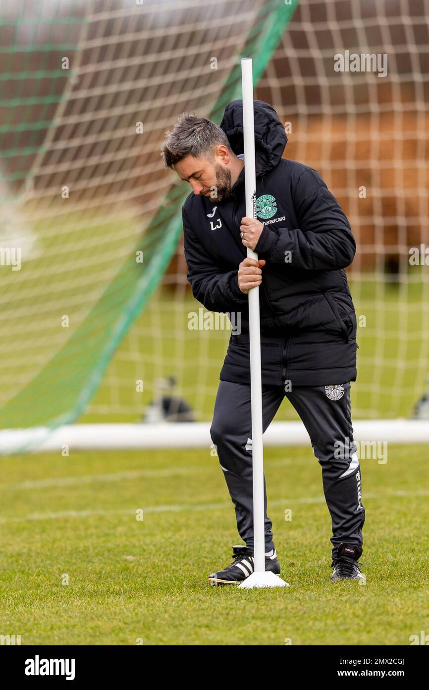 Ormiston, Lothian est. 2 février 2023. Lee Johnson, directeur de Hibernian lors de la conférence de presse Hibernian au centre de formation Hibernian, avant le voyage face à St Mirren. Photo : Alan Rennie/Alay Live News Banque D'Images