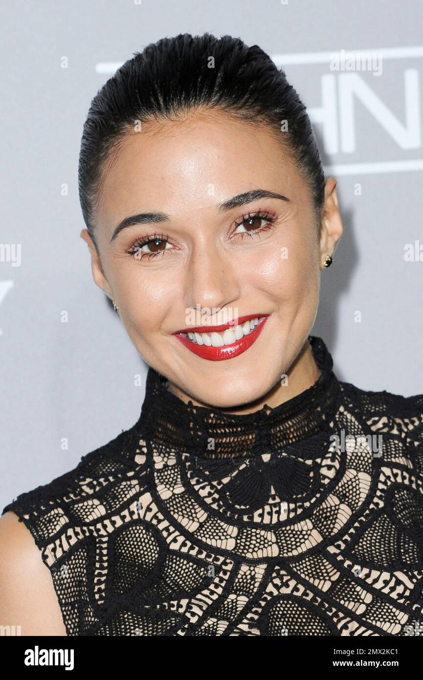 Emmanuelle Chriqui attends the 5th Annual Baby2Baby Gala Honoring Jennifer Garner held at 3Labs on Saturday, Nov. 12, 2016, in Culver City, Calif. (Photo by Richard Shotwell/Invision/AP) Banque D'Images
