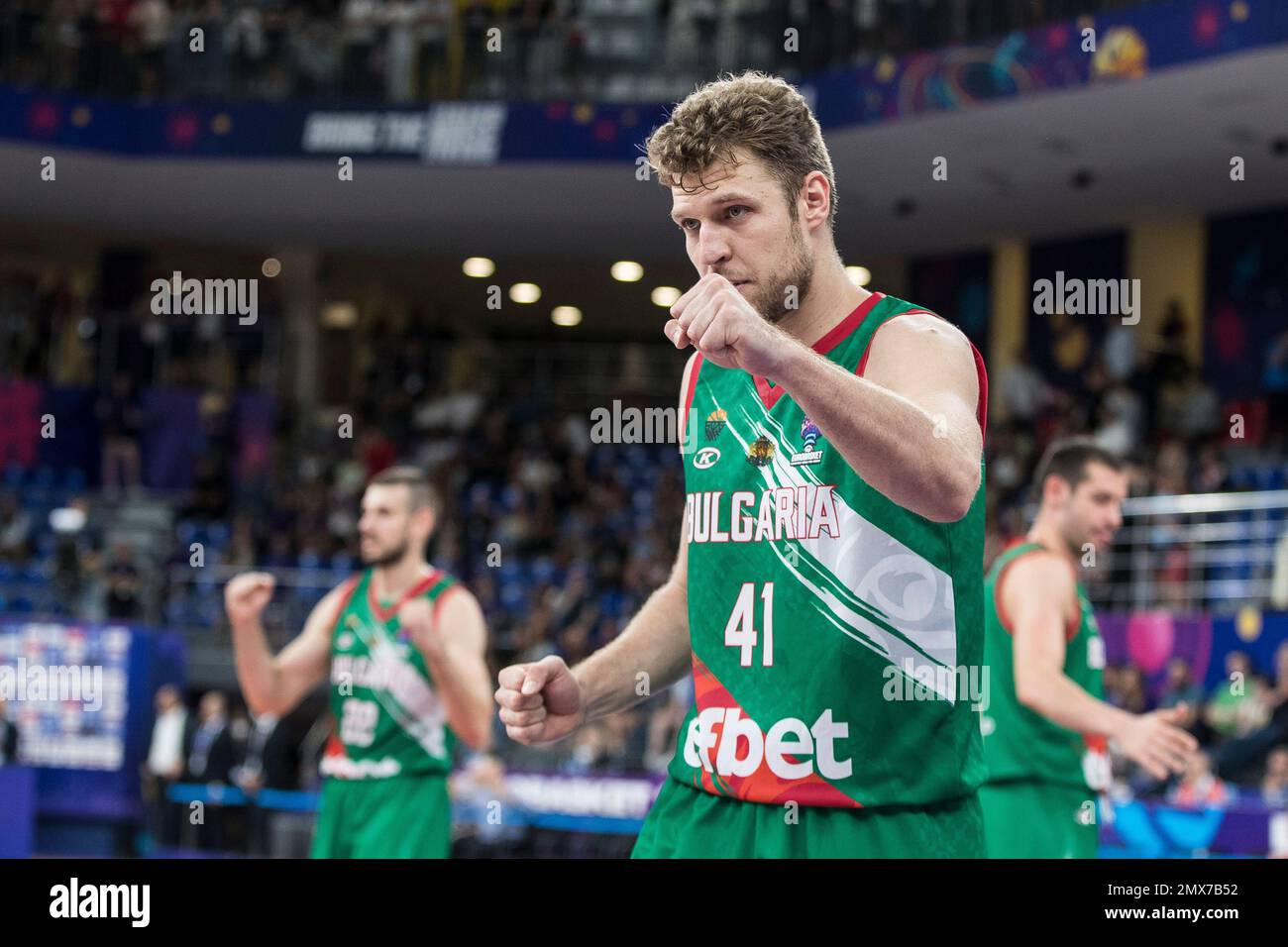 Tbilissi, Géorgie, 6 septembre 2022. Aleksandar Vezenkov, de Bulgarie, célèbre la victoire lors de l'Eurobasket 2022 de la FIBA, un match du groupe A entre la Géorgie et la Bulgarie à l'Arena de Tbilissi à Belgrade, Serbie. 6 septembre 2023. Crédit : Nikola Krstic/Alay Banque D'Images