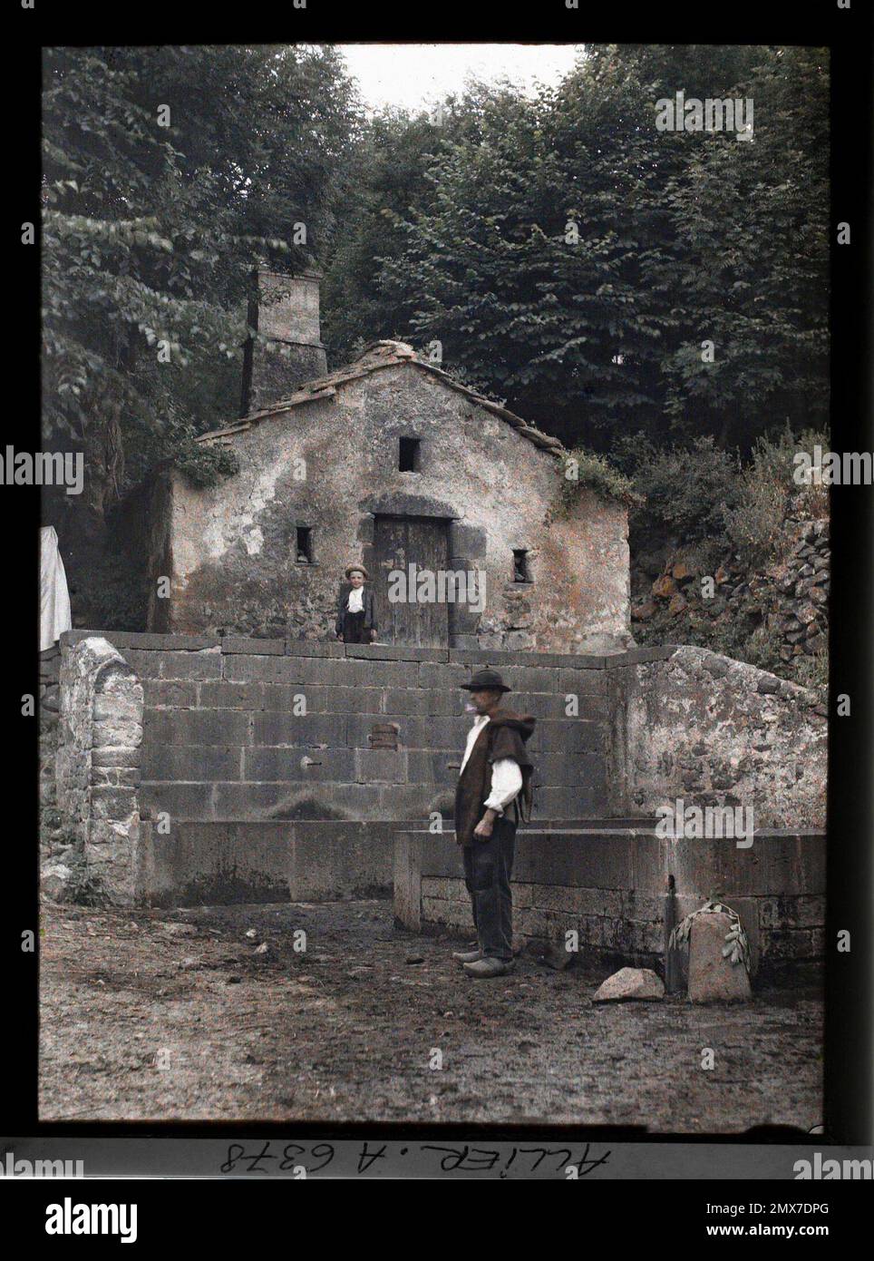 Autour de Moulins, Allier, France Fontaine près de Moulins , 1911 - Centre de France Auvergne Bourgogne - Auguste Léon - (17 juillet - 6 août) Banque D'Images