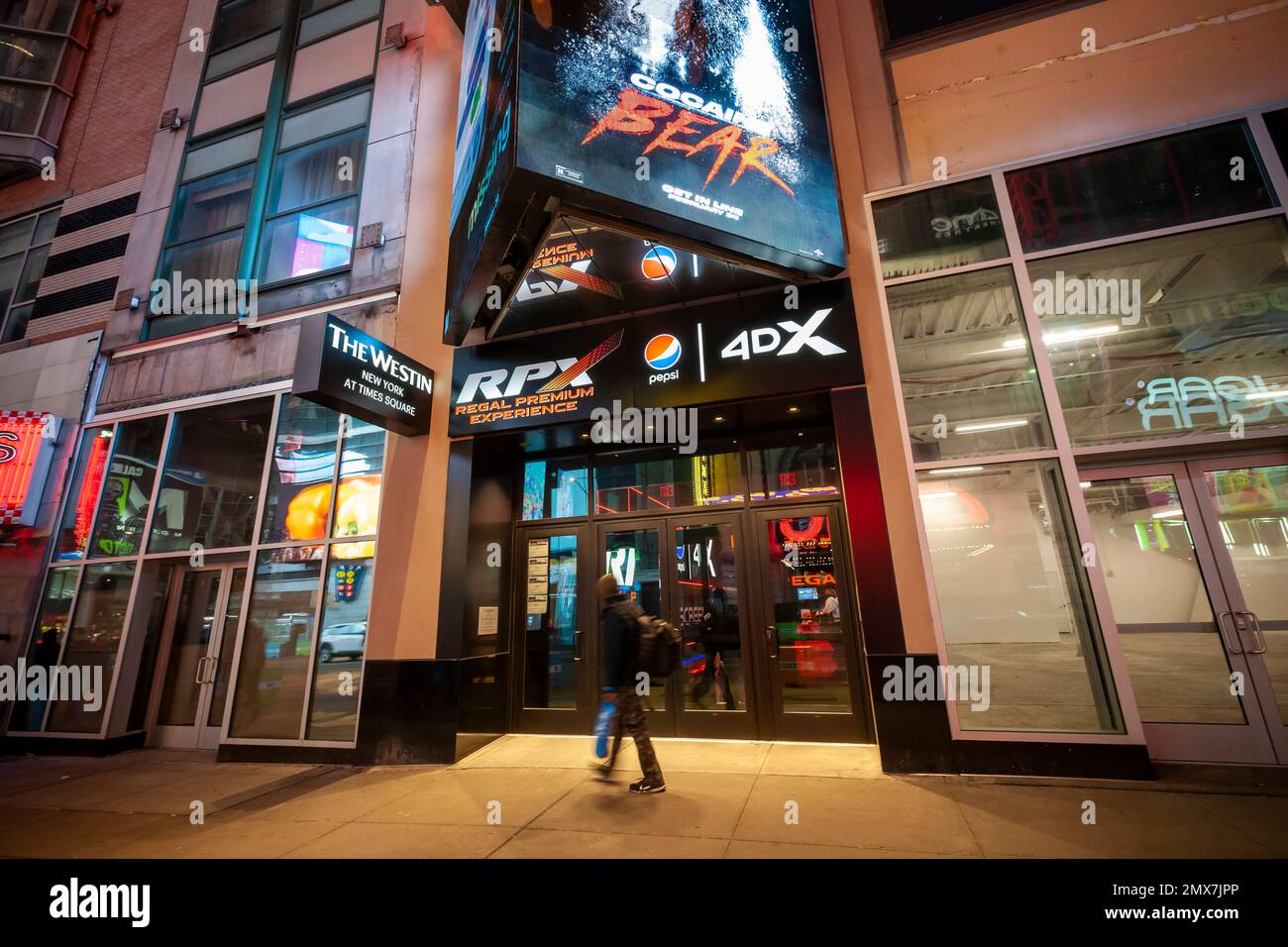 Les cinémas Regal de Times Square à New York mercredi, 1 février 2023. (©ÊRichard B. Levine) Banque D'Images