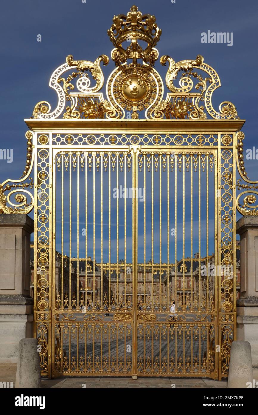 La France, Versailles, le château de Versailles, les portes royales de Versailles, qui ont été démolis pendant la Révolution française, ont été recréés à l'aide de Banque D'Images