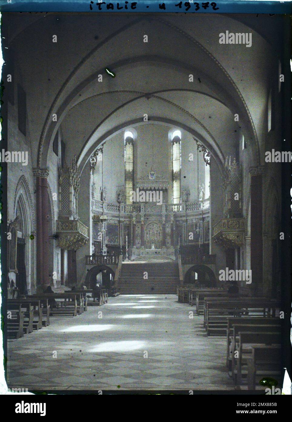 Vicence, intérieur de l'Italie de la Cathédrale Santa Maria Annunciata , 1918 - Italie - Fernand Cuville - (mars -août) Banque D'Images