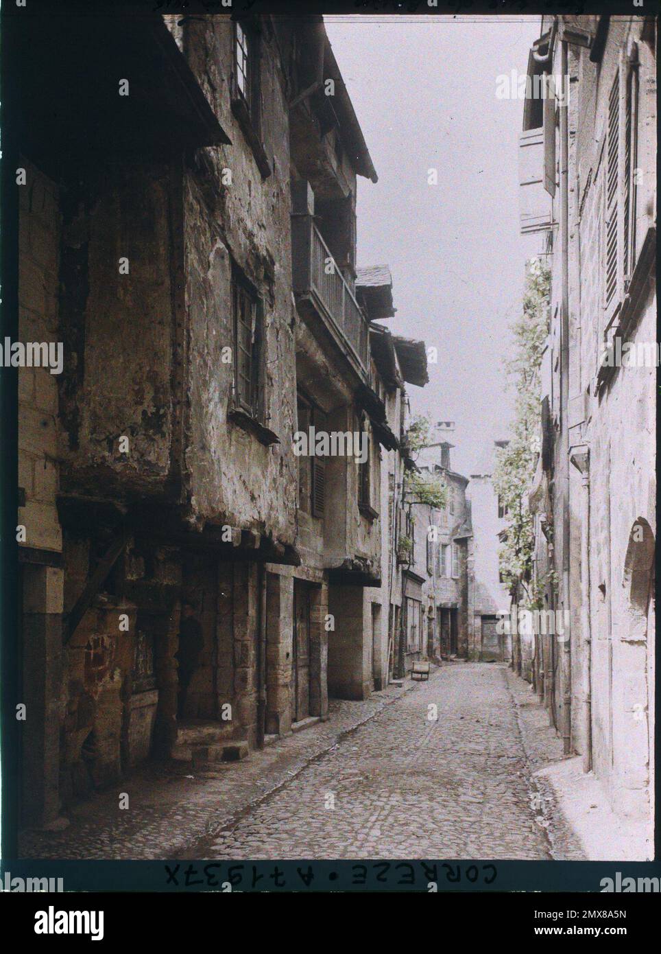 Brive, France rue du chapeau Rouge , 1916 - provinces françaises - Jean Brunhes, Auguste Léon et Georges Chevalier - (avril-juillet) Banque D'Images