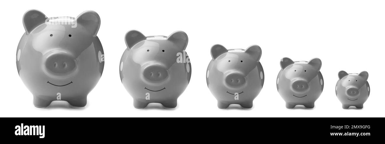 Décor avec des tirelires grises sur fond blanc. Bannière Banque D'Images