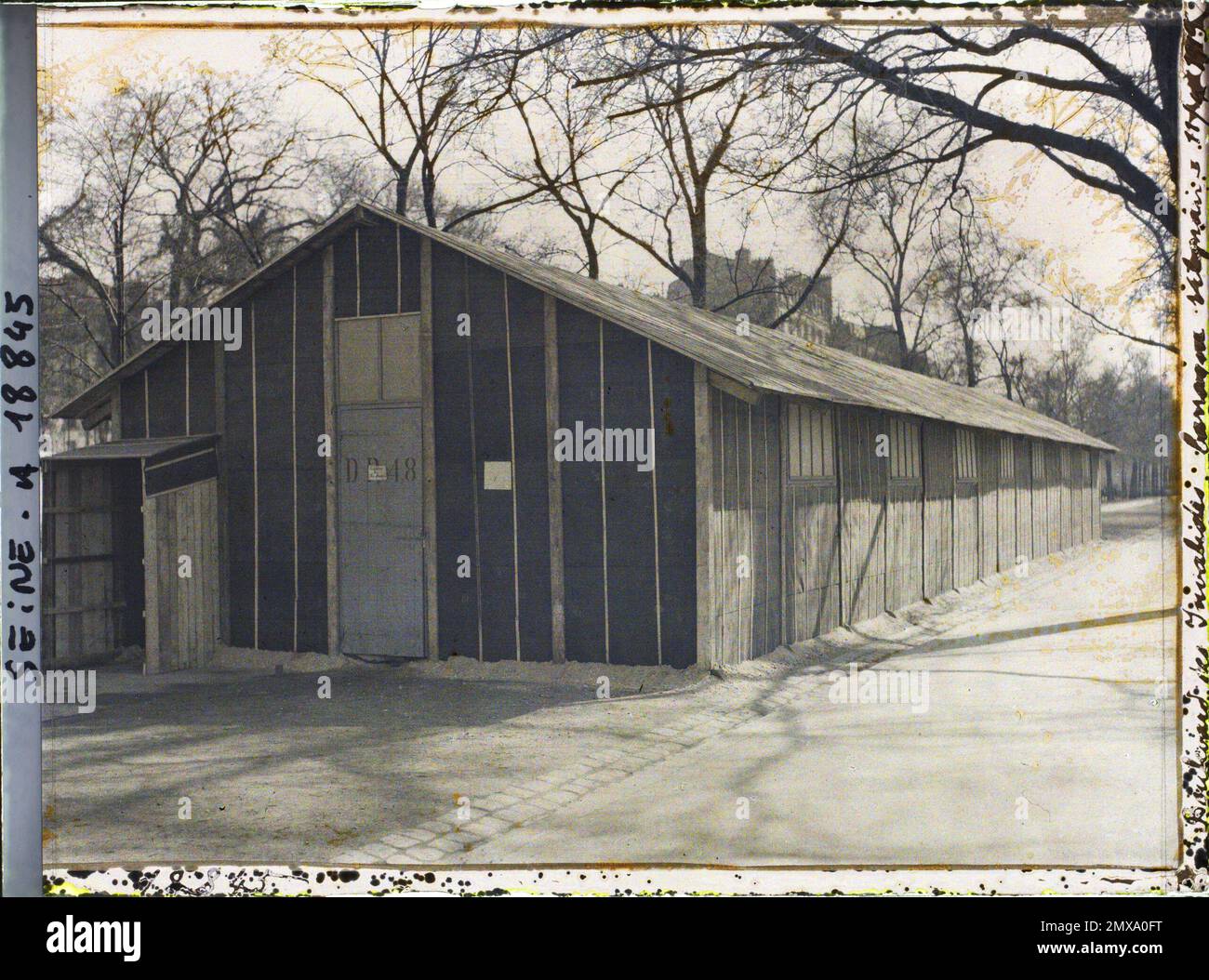 Paris (7th arr.), France Une 'cabane Vilgrain', boulevard des Invalides ? , Banque D'Images