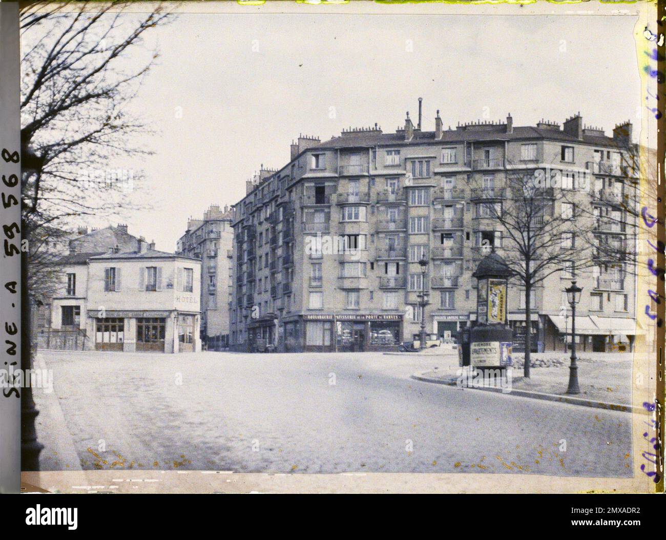 Paris (14th arr.), France Construction d'un bâtiment sur l'emplacement des anciennes fortifications, porte de Vanves , Banque D'Images