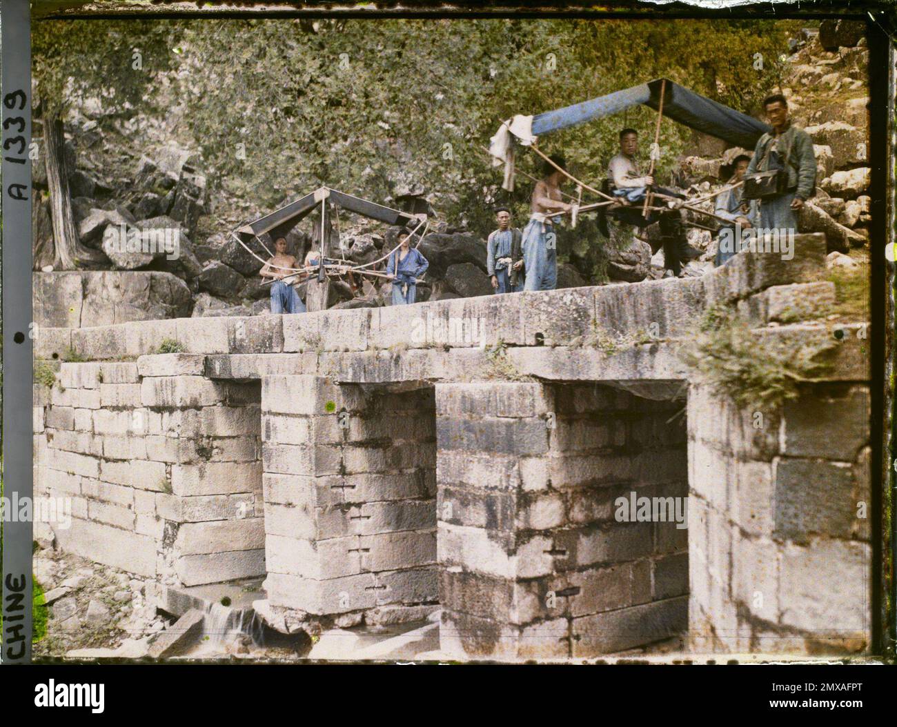 Massif du Taishan, Chine Dongxiqiao ('Pont est-Ouest') , 1913 - Chine - Stéphane Passet Banque D'Images