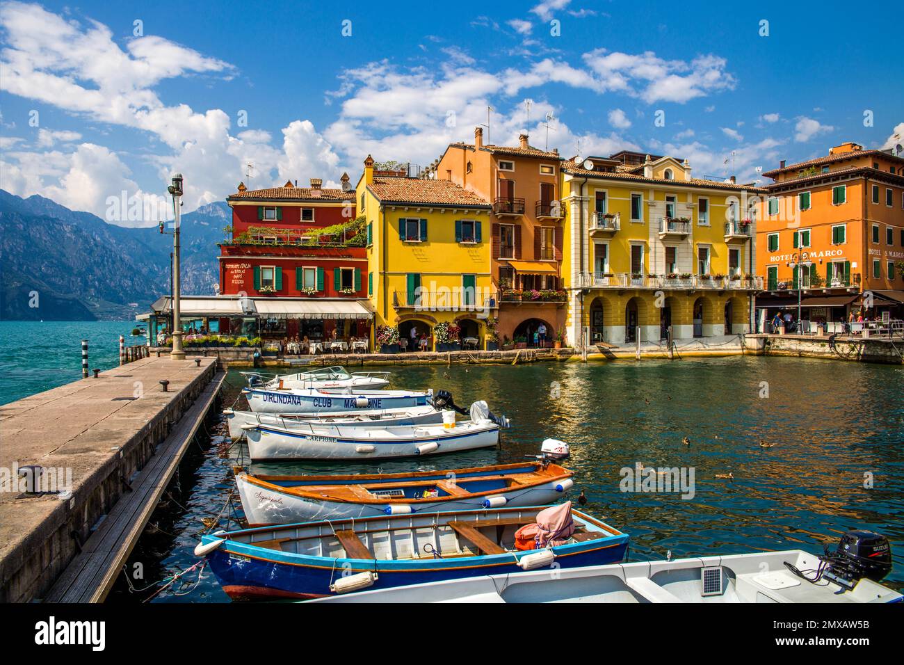 Port de Malcesine sur Monte Baldo, Lac de Garde, Italie, Malcesine, Lac de Garde, Italie Banque D'Images