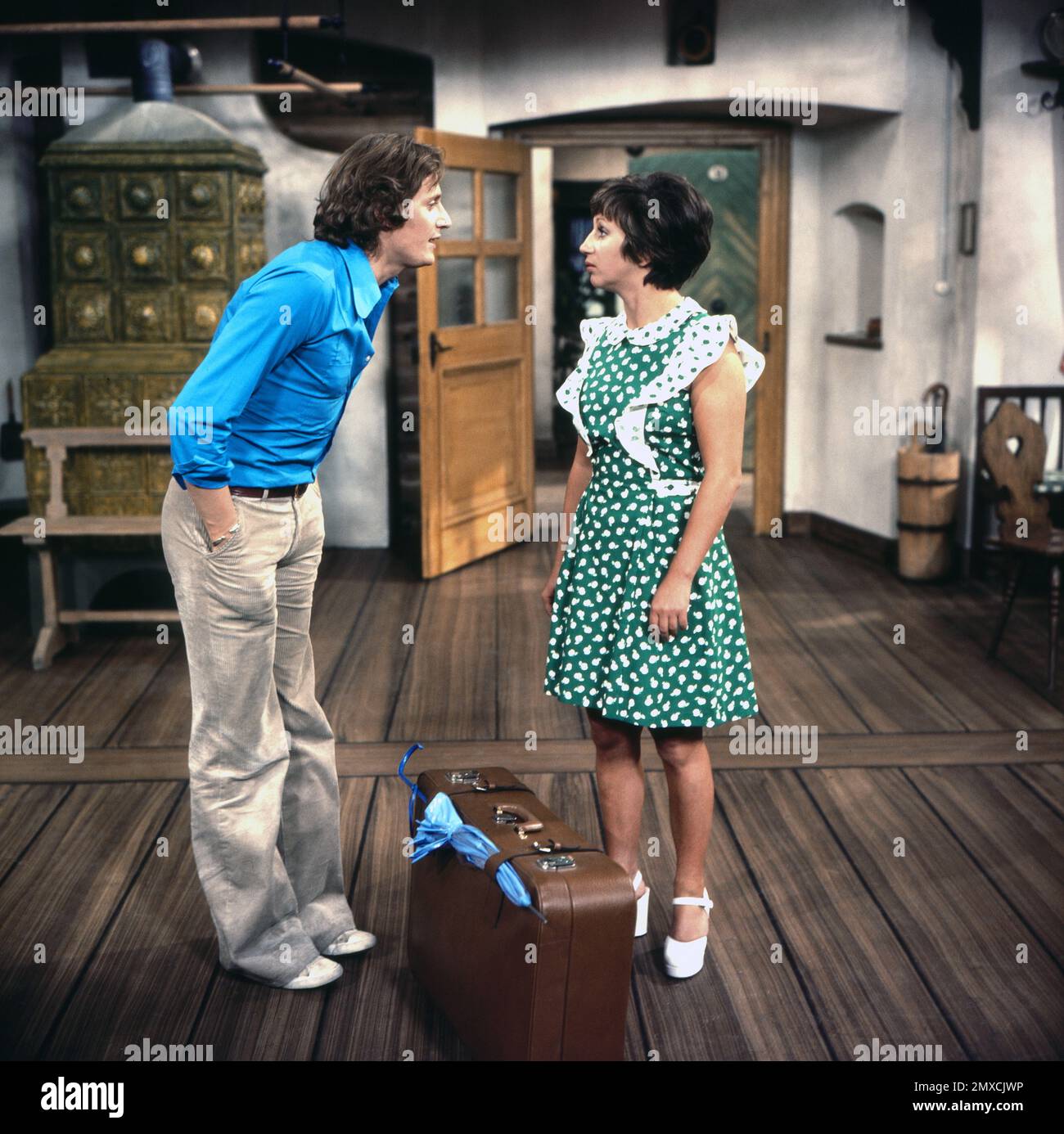 Der Spitzbubenhof, Lustspiel von Curt Hanno Gutbrod, Deutschland 1975, Regie: ILO von Janko, Darsteller: Thomas Astan, Margot Mahler Banque D'Images