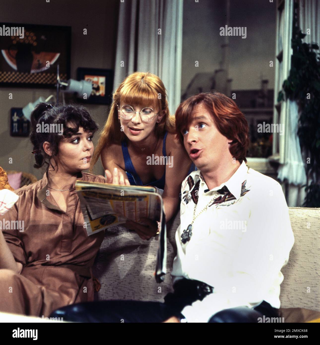 SO 'ne und so 'ne, Fernsehserie, Deutschland 1979, Folge 9: 'Die STRAFE', Darsteller: Simone Retel, Ursela Monn, Werner Schulze Erdel Banque D'Images