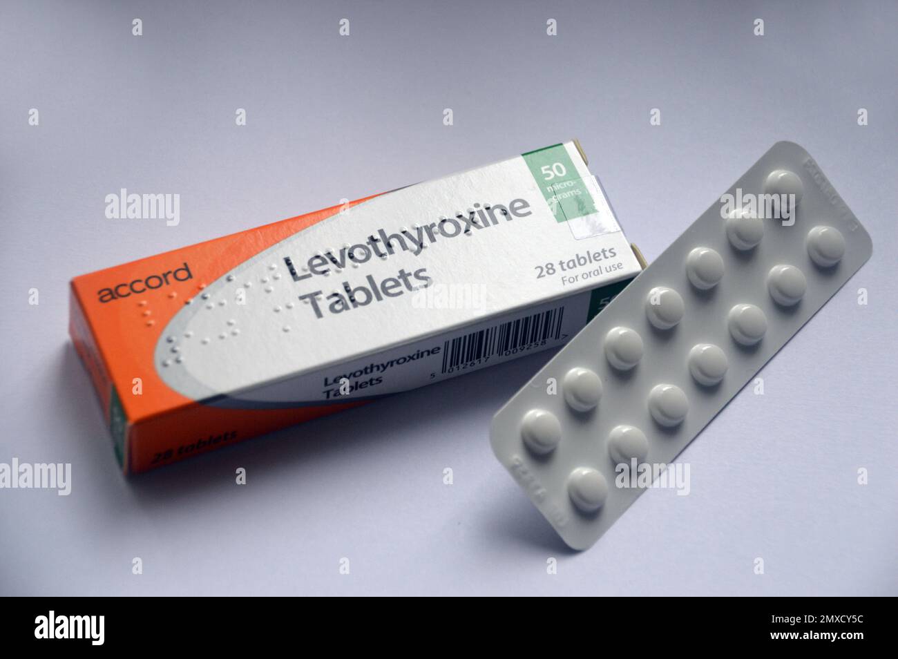 Une boîte de 28, 50mg comprimés de Levothyroxine 'Lthyroxine
