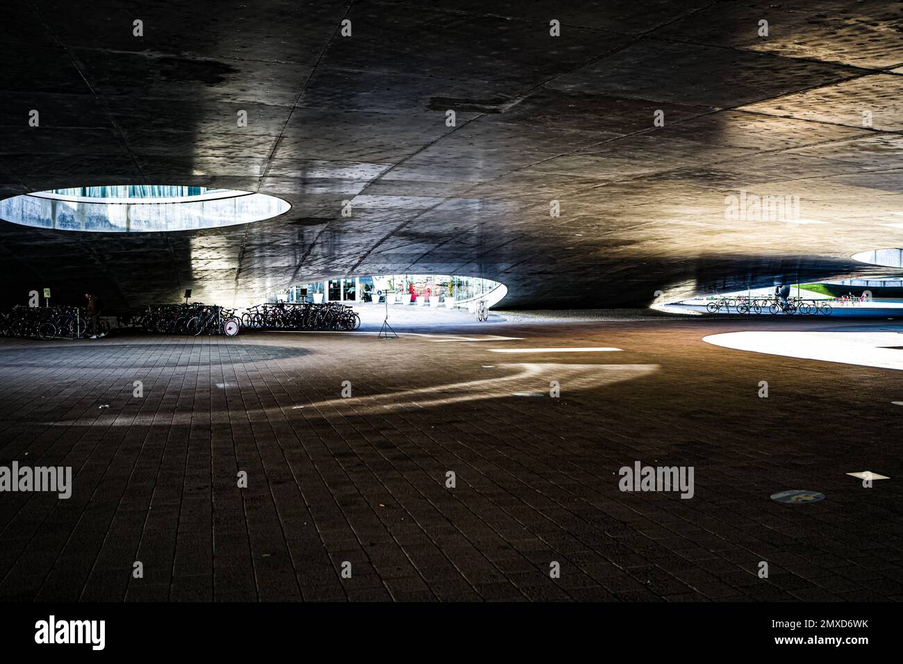 Le centre d'apprentissage Rolex dans le bâtiment d'ingénierie de l'EPFL à Lausanne, Suisse Banque D'Images