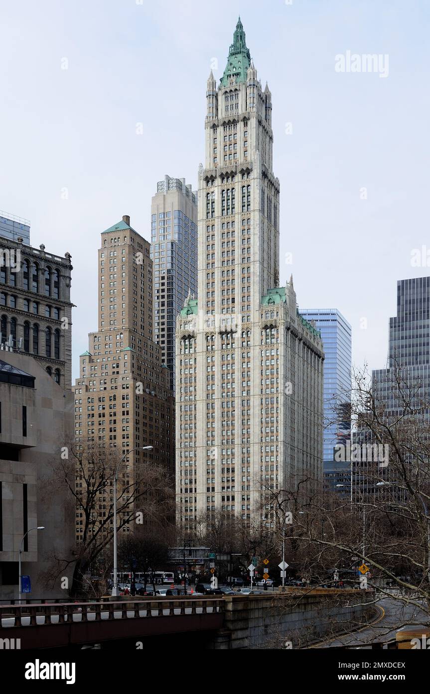 Le Woolworth Building était autrefois le plus haut bâtiment du monde, et il est situé à Broadway à Manhattan, New York Banque D'Images