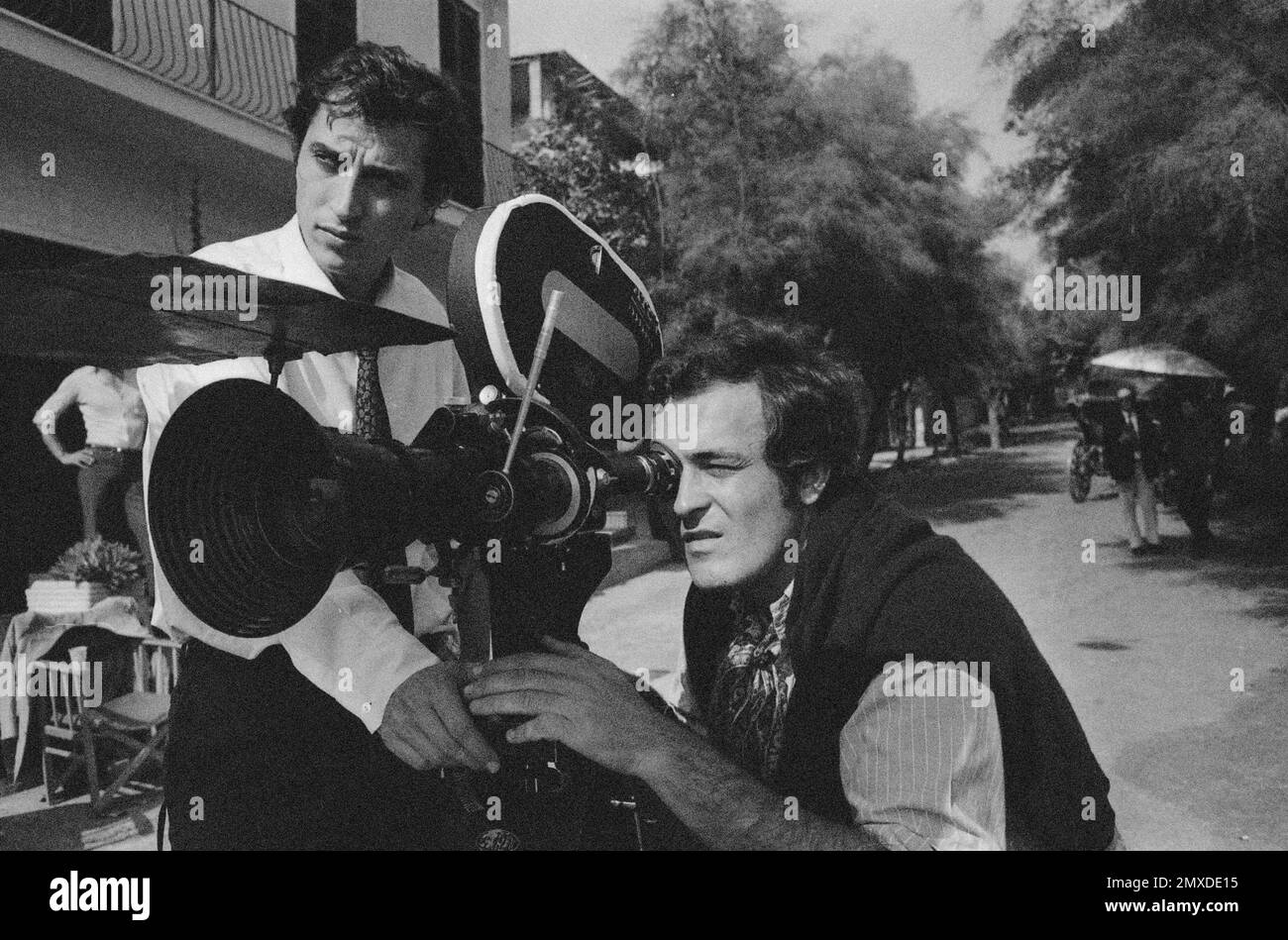 Bernardo Bertolucci (1941-2018) et Vittorio Storaro sur l'ensemble du conformiste. Musée : COLLECTION PRIVÉE. Auteur: ANONYME. Banque D'Images