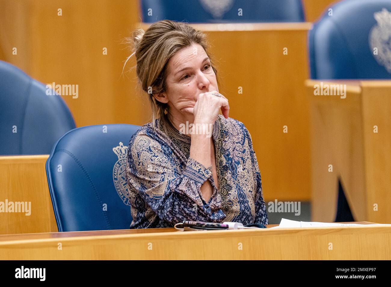 LA HAYE, PAYS-BAS - JANVIER 24 : Lucille Werner du CDA pendant l'heure des  questions au Parlement néerlandais de Tweede Kamer sur 24 janvier 2023 à la  Haye, pays-Bas (photo de Jeroen