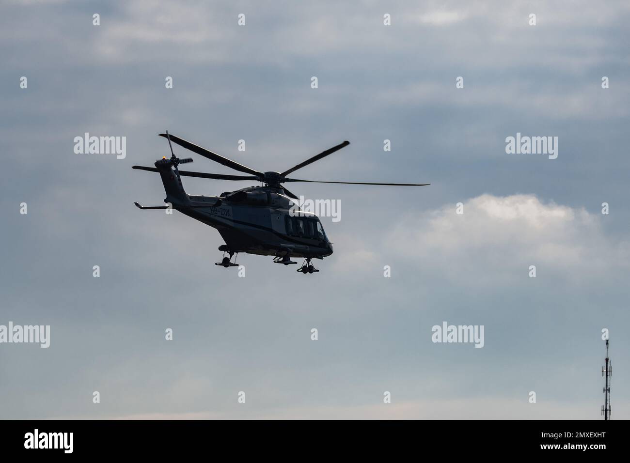 Zurich, Suisse, 20 janvier 2023 Agusta Westland AW-139 hélicoptère au départ de l'aéroport international Banque D'Images